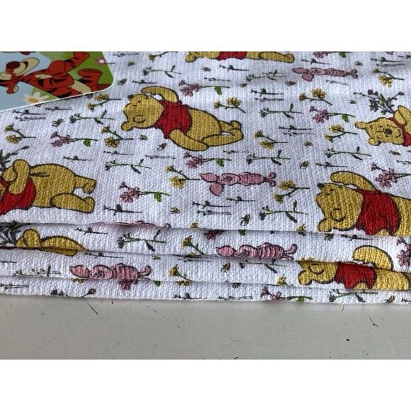 2 Pack Disney Winnie the Pooh Piglet Floral Spring Kitchen Towels 16 X 26” NEW - Picture 4 of 16